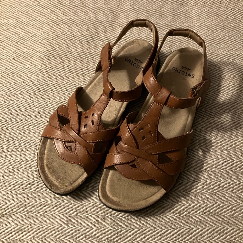 Comfortable leather sandals